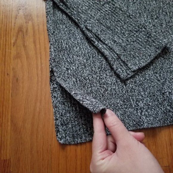 H&M Charcoal Ribbed Knit Sweater - Picture 5 of 6